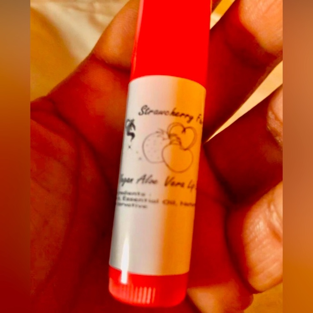 (Long Lasting) Vegan Homemade Aloe Vera Lip Balm